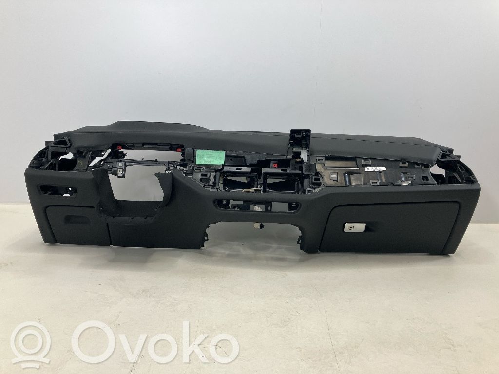 BMW X5 G05 Panelis 