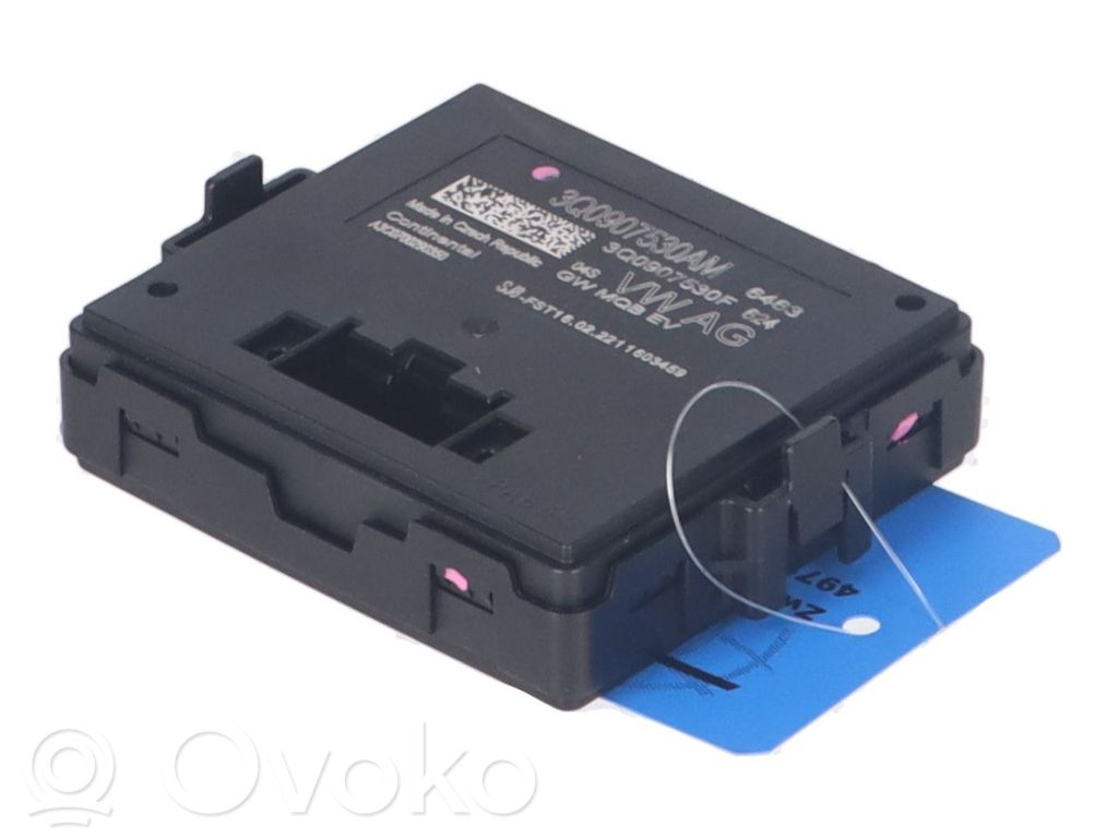 Volkswagen PASSAT B8 Módulo de control Gateway 