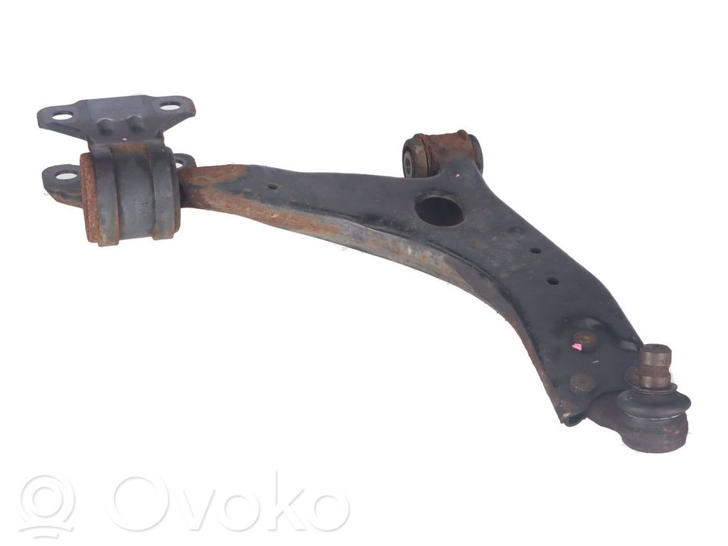 Ford Focus Front lower control arm/wishbone 