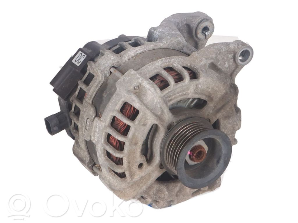 Opel Zafira C Alternator 