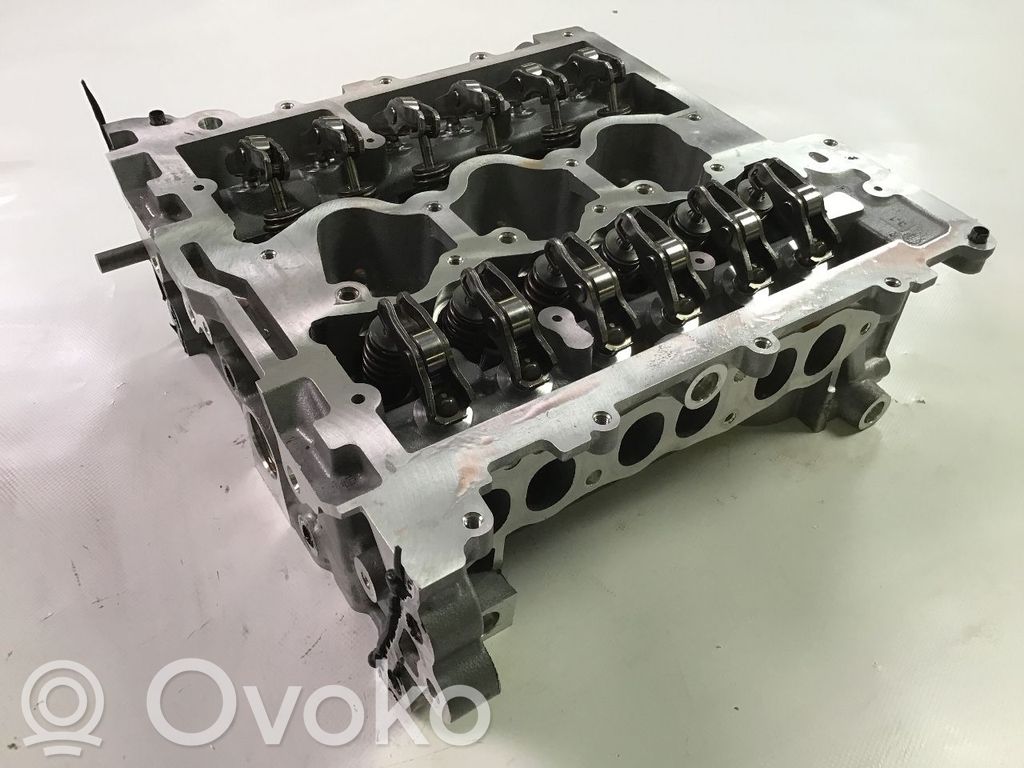 Ford Fiesta Chiulasă motor 
