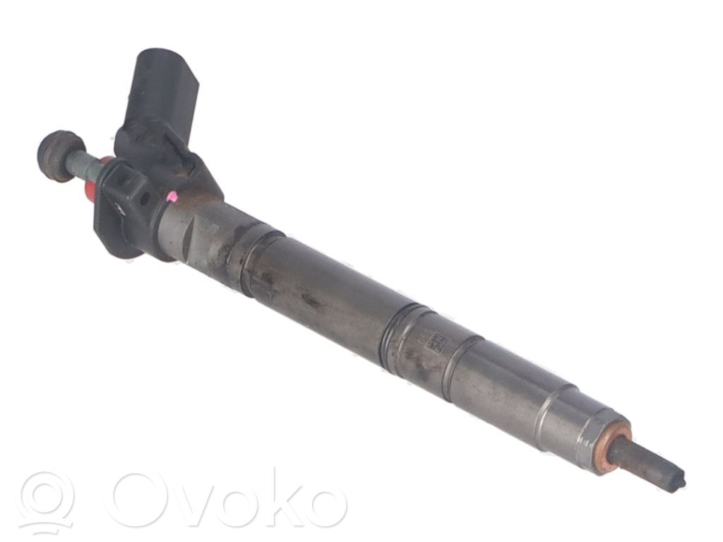 Volkswagen Touareg II Inyector de combustible 