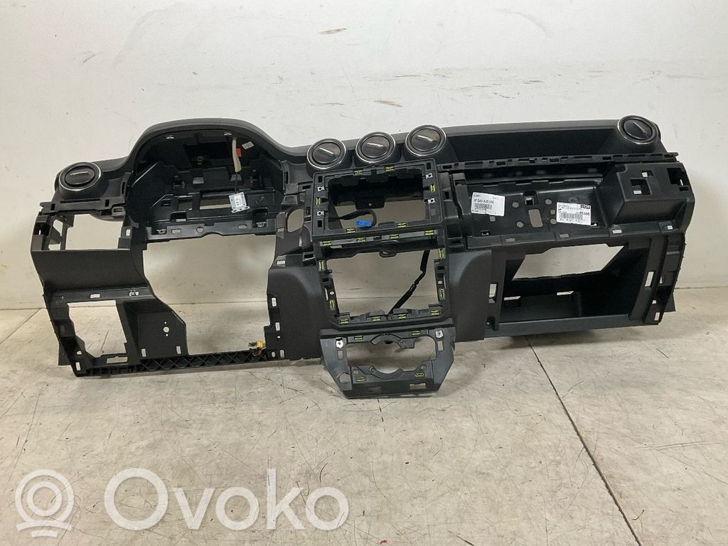 Panel de instrumentos   681000133R