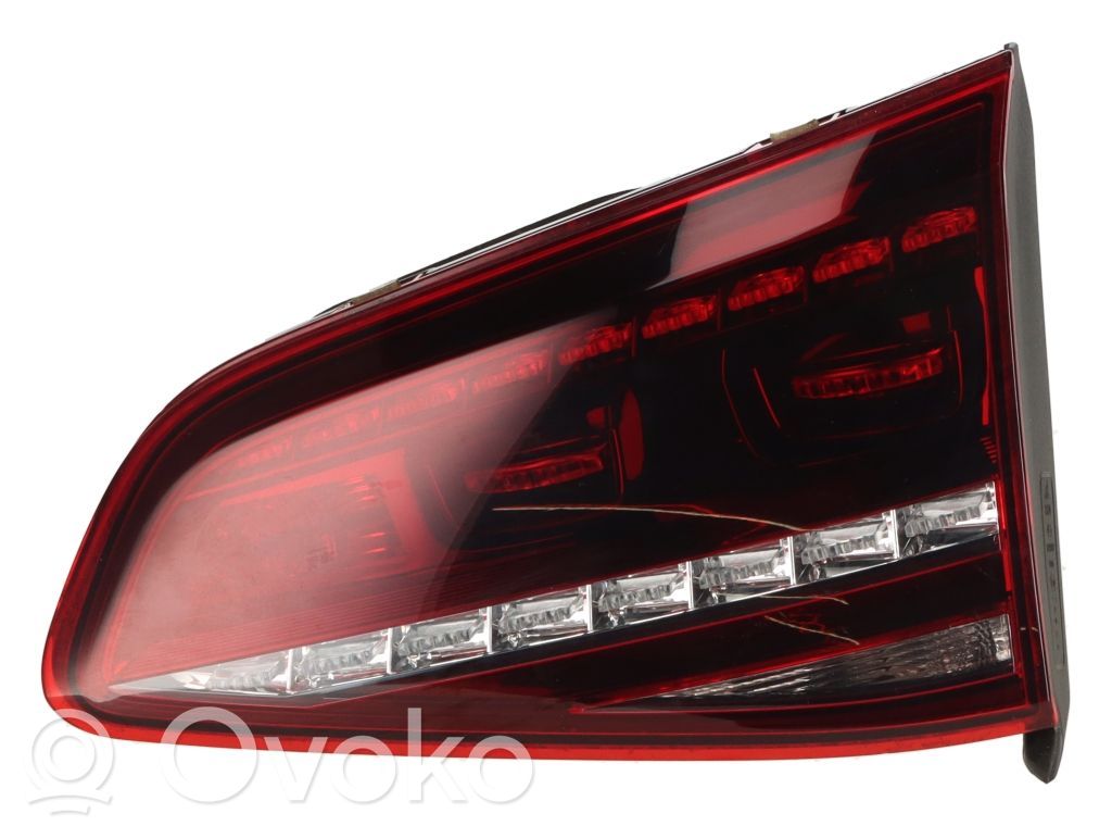 Volkswagen Golf VII Lampă spate în capacul portbagajului 