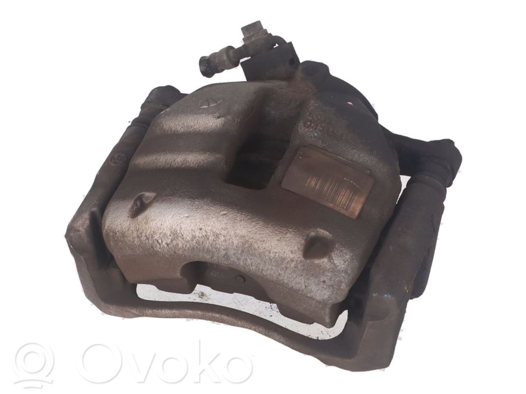 Peugeot 308 SW  Front brake caliper 