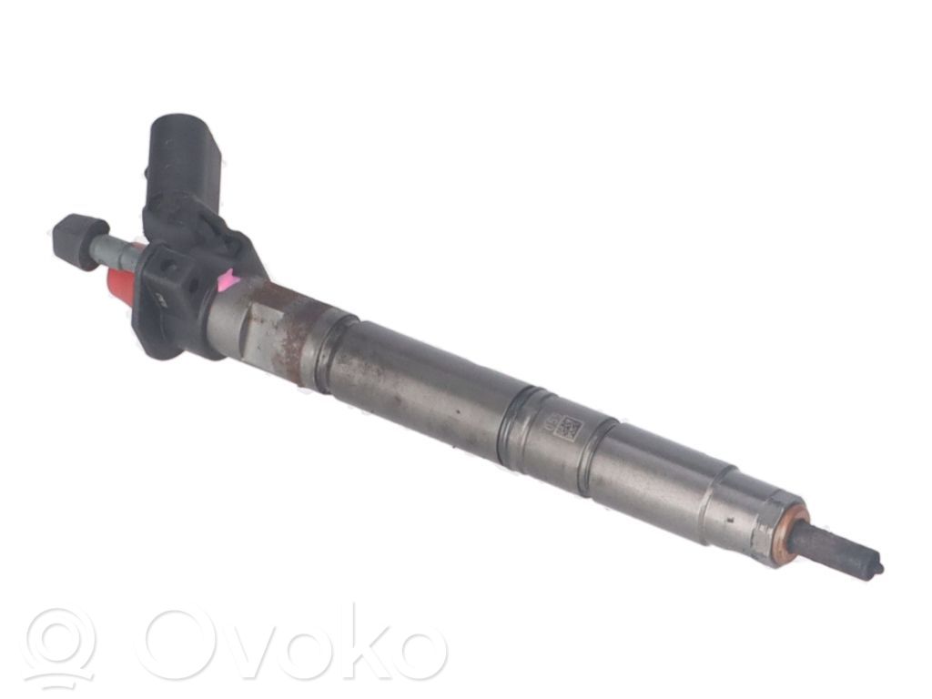 Volkswagen Touareg II Inyector de combustible 