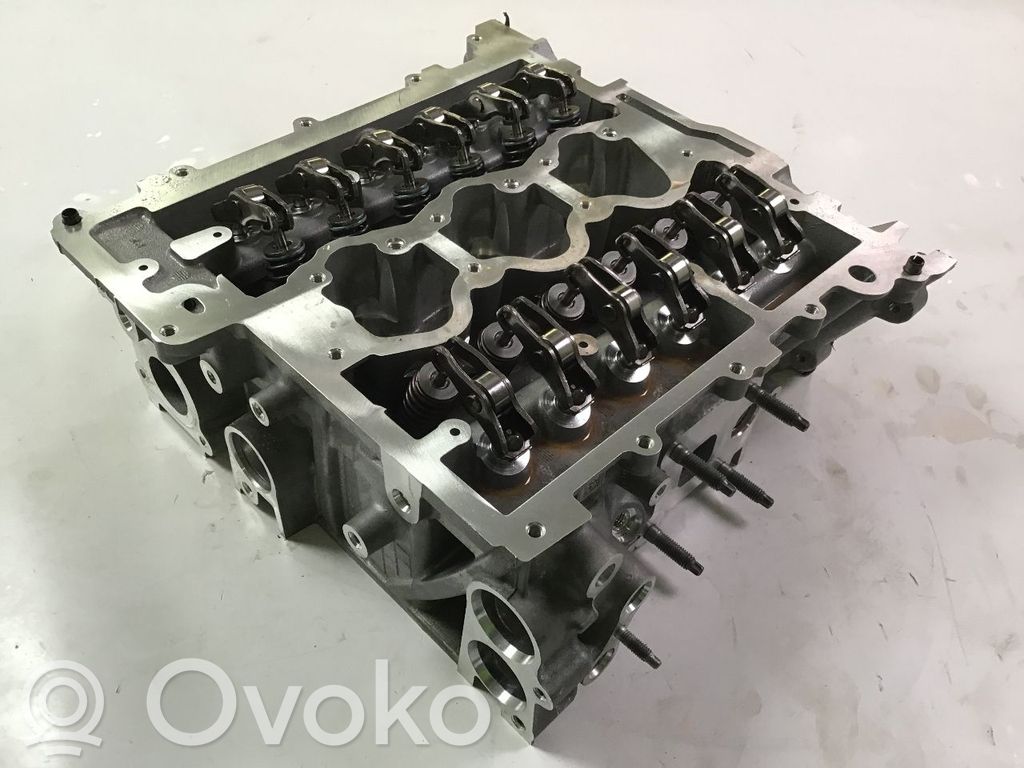 Ford Fiesta Chiulasă motor 