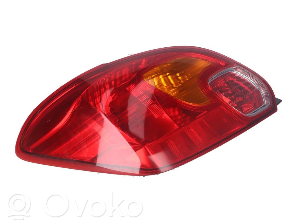 Mitsubishi Space Star Lampă spate în caroserie 