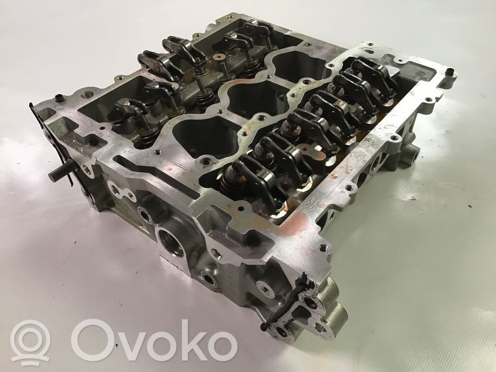 Ford Fiesta Chiulasă motor 