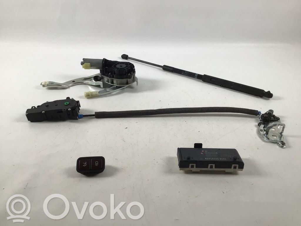 Mercedes-Benz C W205 Set acționare hidraulică hayon 