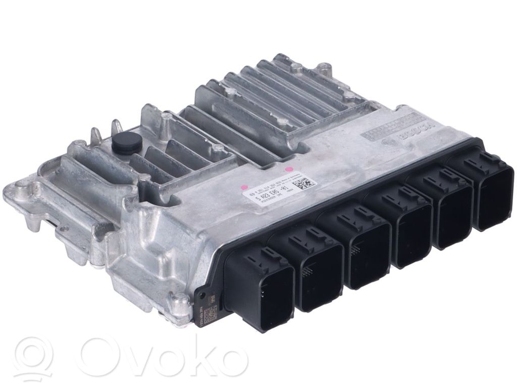 BMW 1 F40 Engine control unit/module 