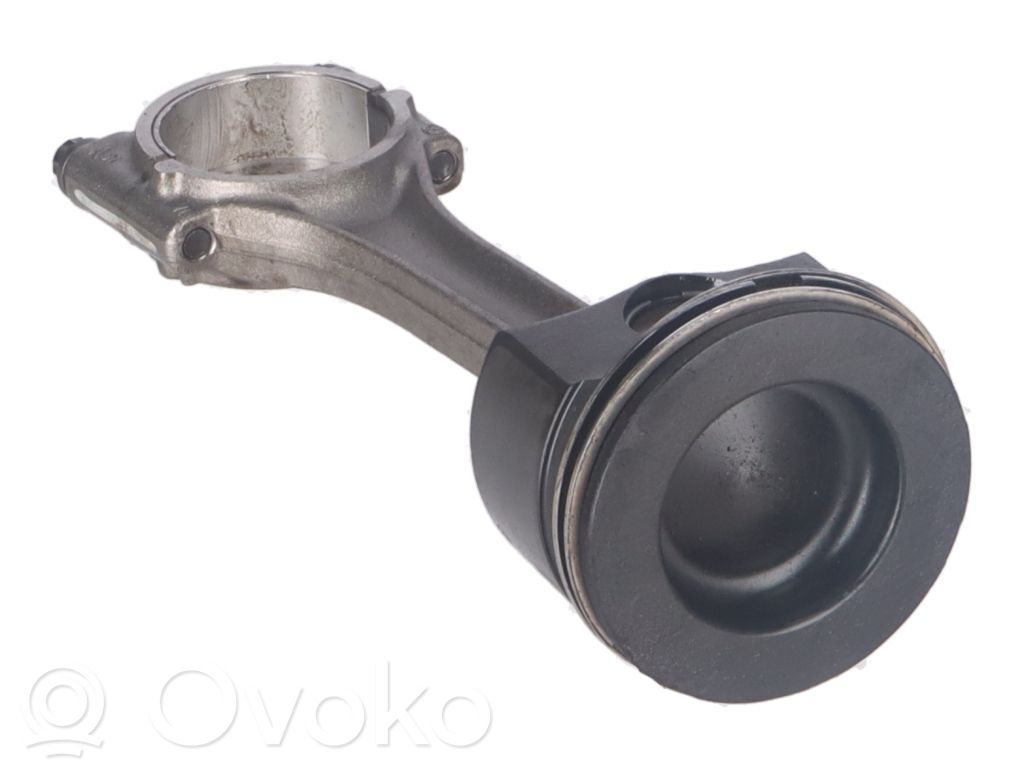 Bielă   05L105401