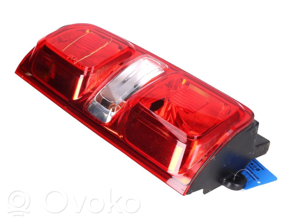 Opel Vivaro Lampă spate în caroserie 