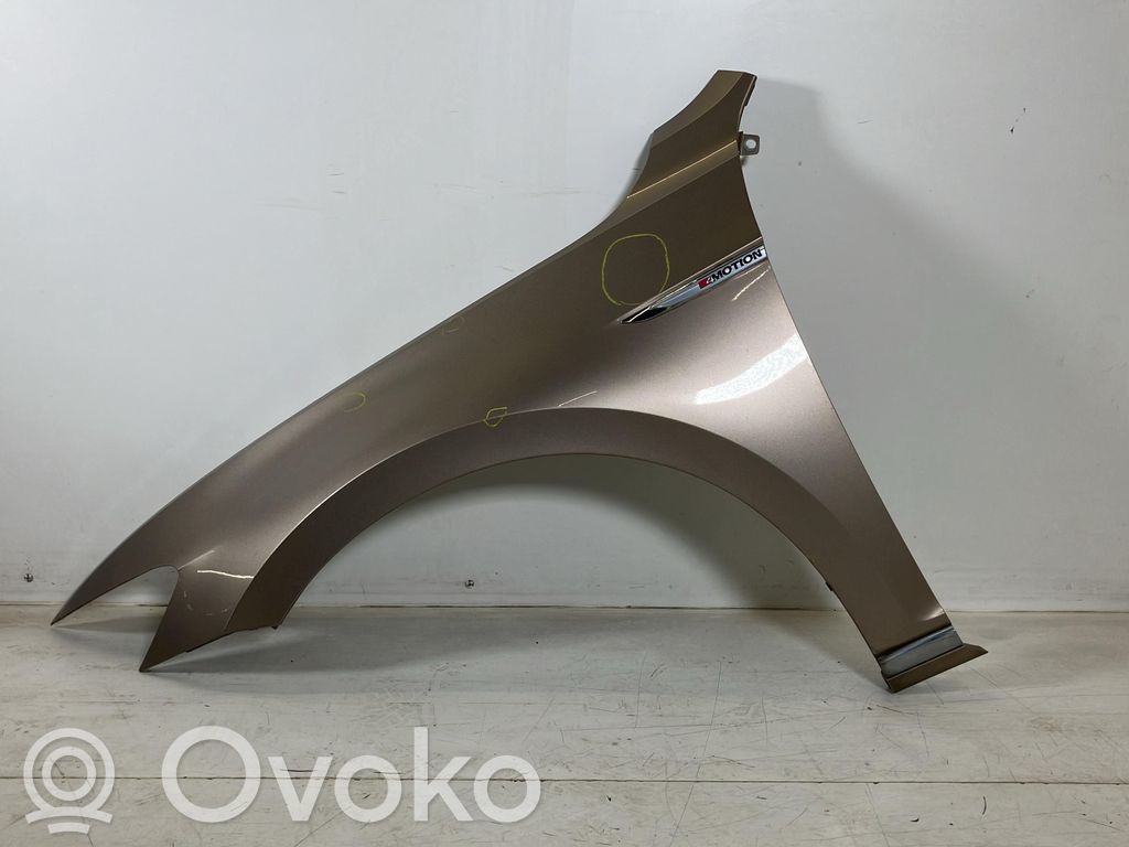 Volkswagen PASSAT B8 Błotnik przedni 
