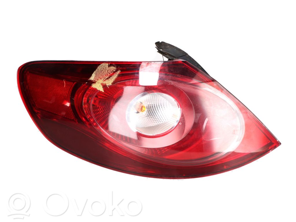 Volkswagen PASSAT CC Lampa tylna 