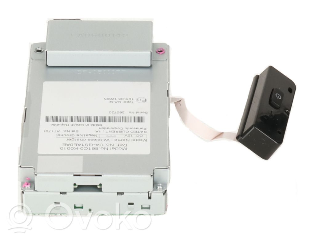 Toyota Yaris Cross Wireless charging module 