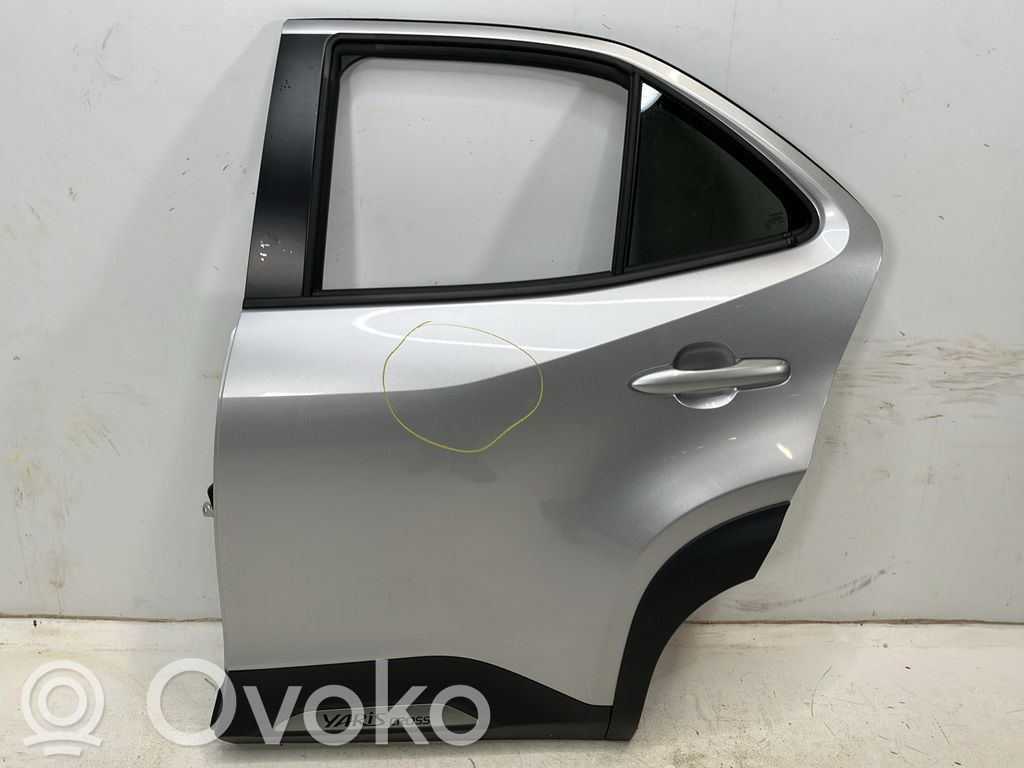 Toyota Yaris Cross Puerta trasera 