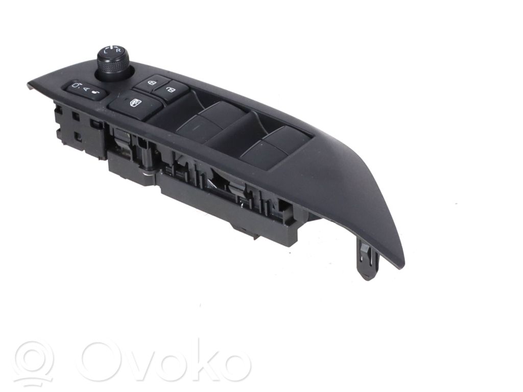 Toyota Yaris Cross Comutator comandă geamuri electrice
