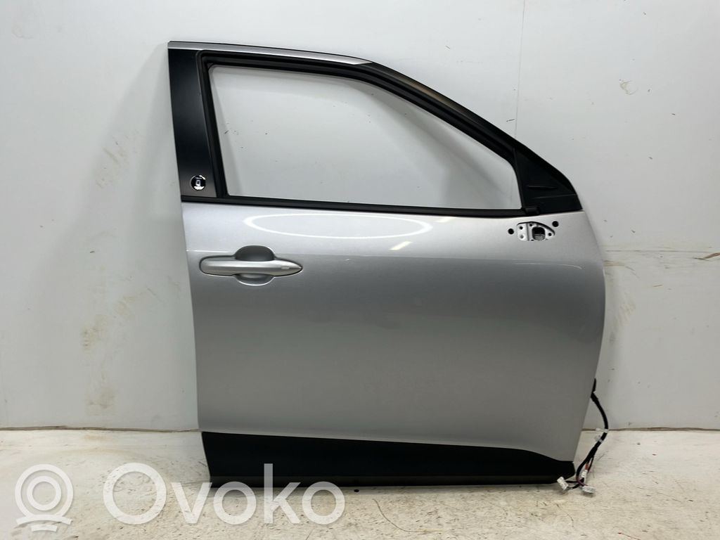 Toyota Yaris Cross Puerta delantera