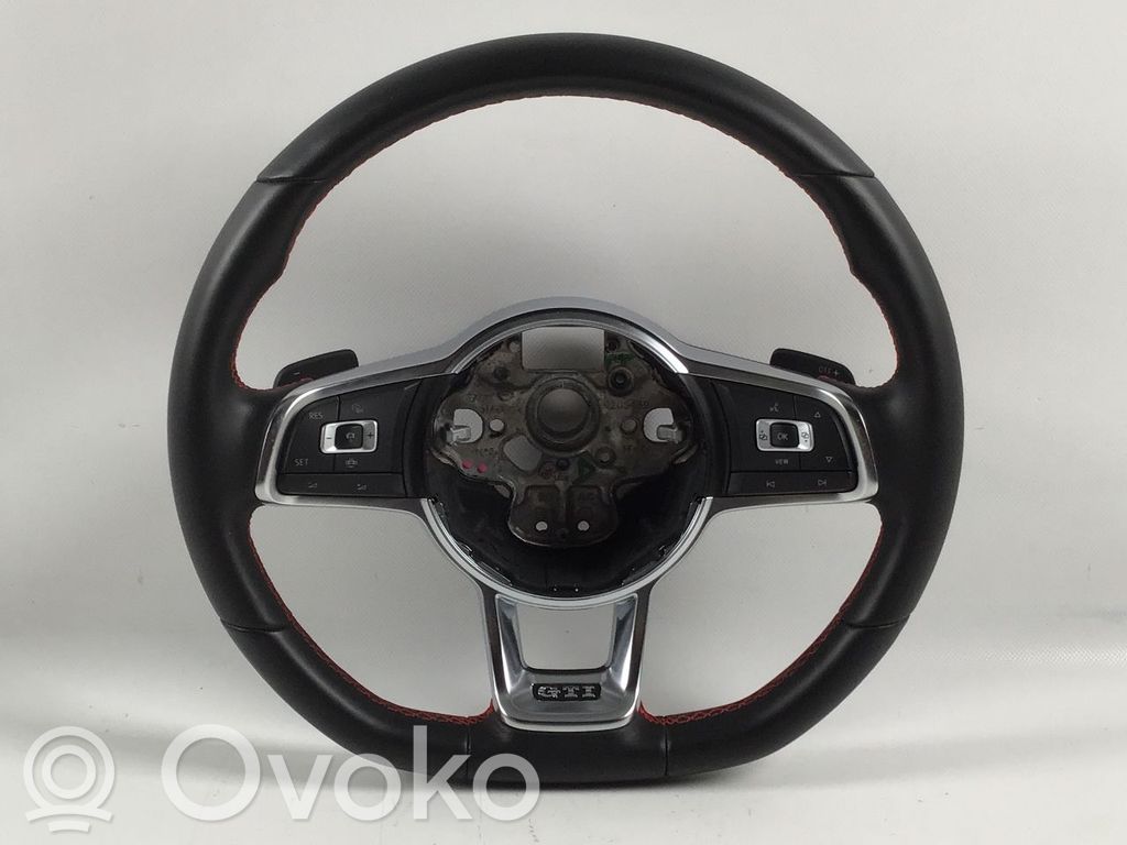 Volkswagen Golf VII Ohjauspyörä