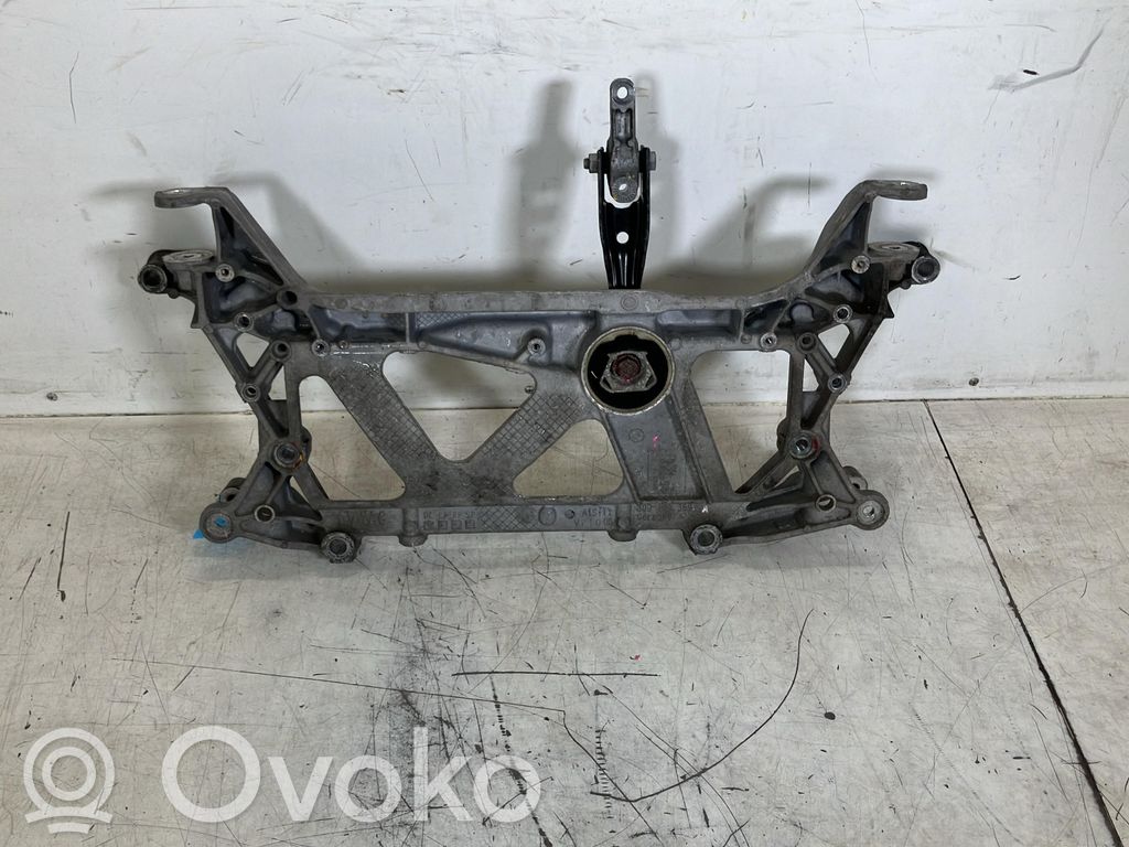 Volkswagen PASSAT B8 Subcadru frontal 