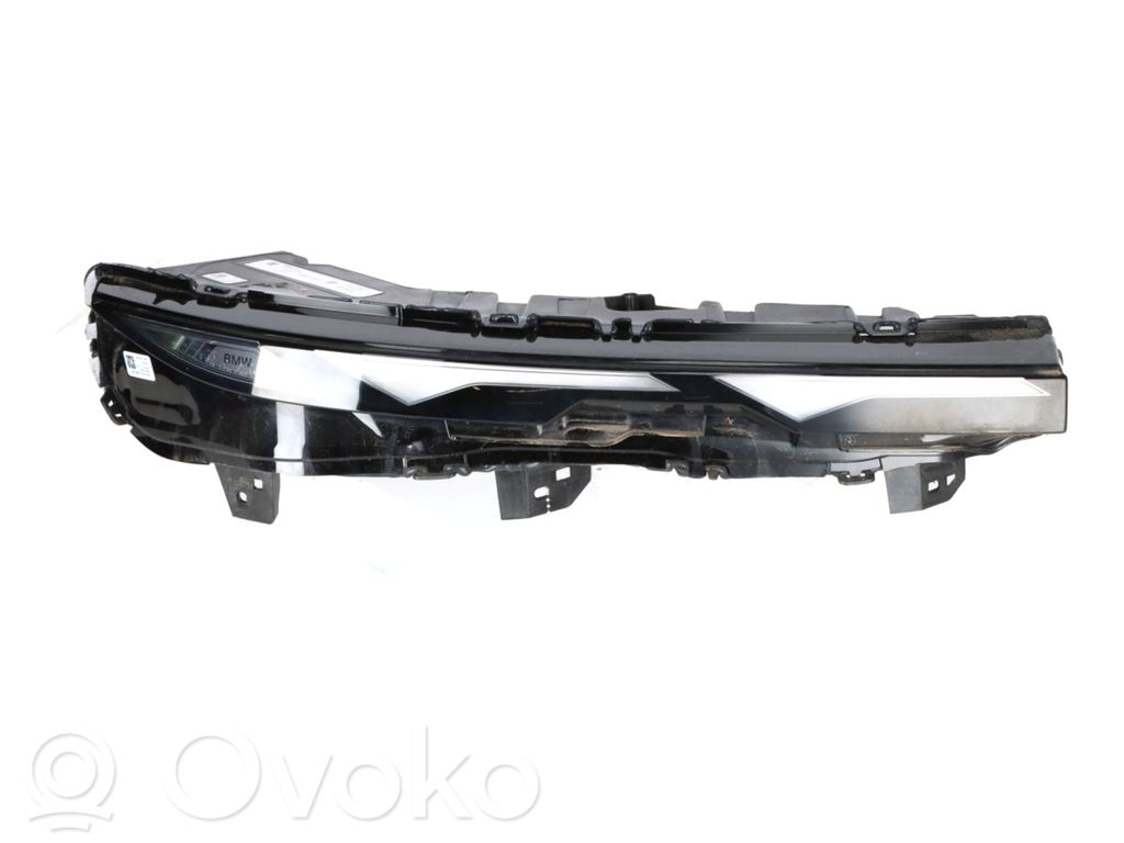 BMW XM Phare frontale 