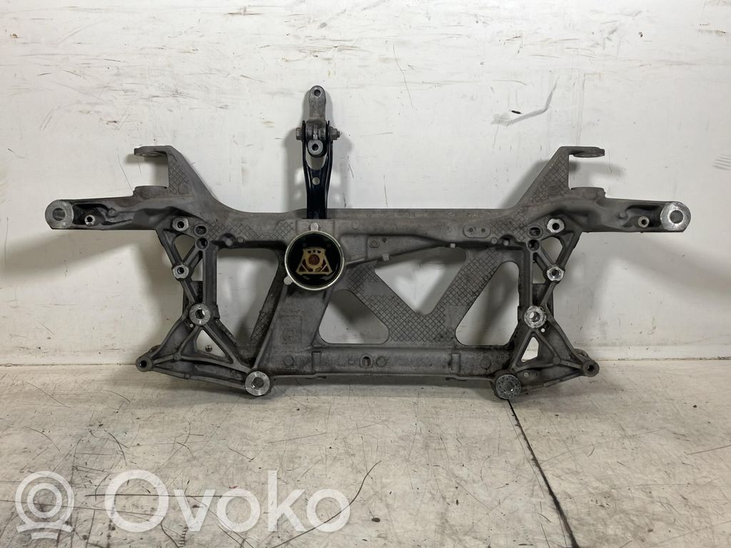 Volkswagen PASSAT B8 Subcadru frontal 