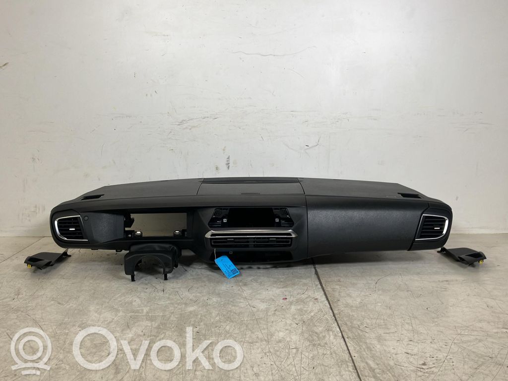 Opel Vivaro Bord 