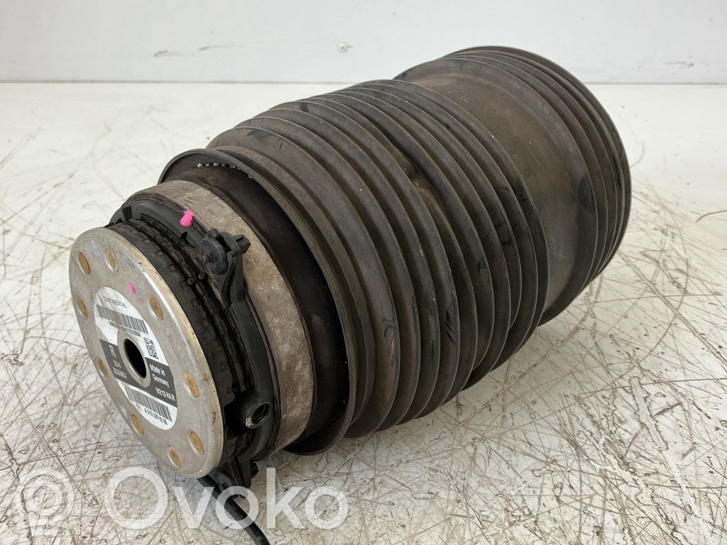Mercedes-Benz GLC C253 Sacca a pressione sospensione/ammortizzatore posteriore 