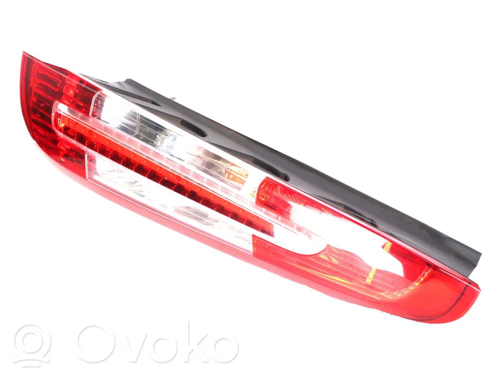 Ford C-MAX I Lampa tylna 