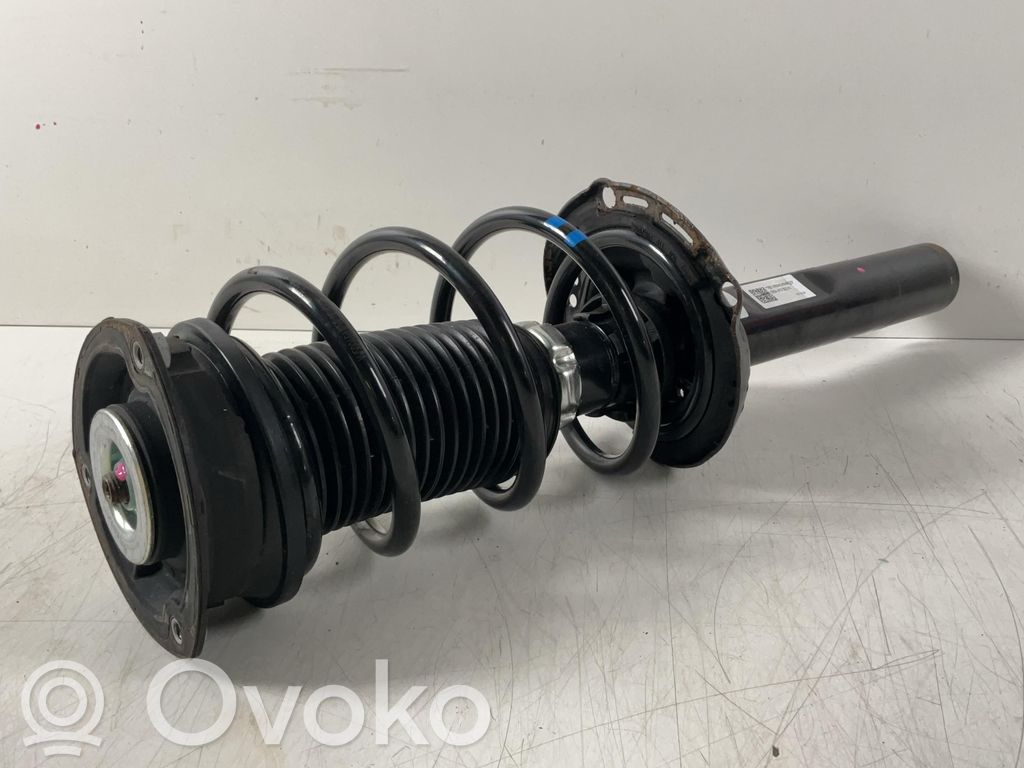 Volkswagen Golf VII Ammortizzatore anteriore con molla elicoidale