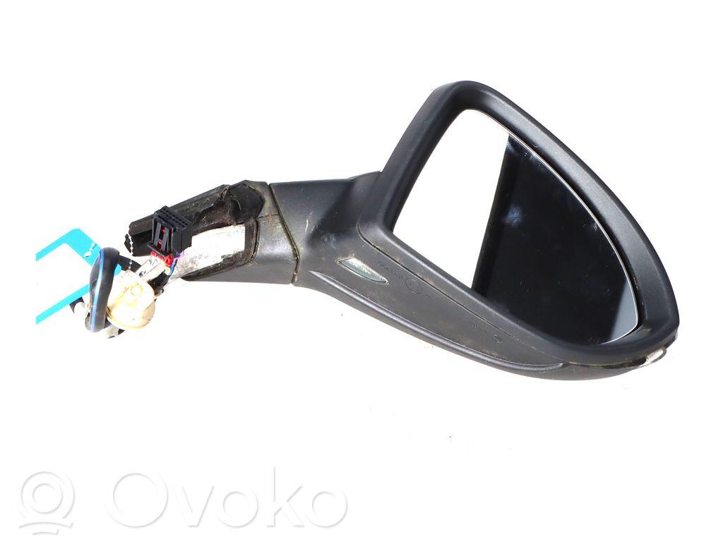 Volkswagen Golf VII Elektryczne lusterko boczne drzwi przednich