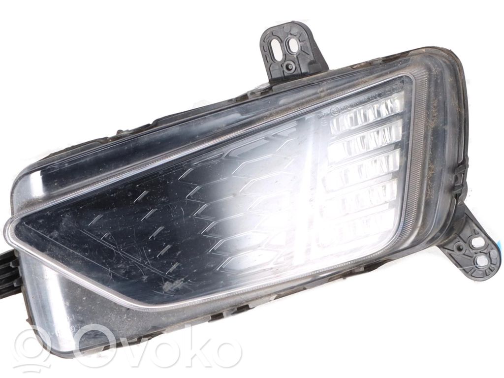 Volkswagen Polo VI Proiector lumini zi LED 