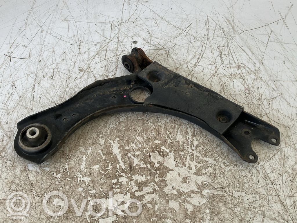 Volkswagen Polo VI Fourchette, bras de suspension inférieur avant