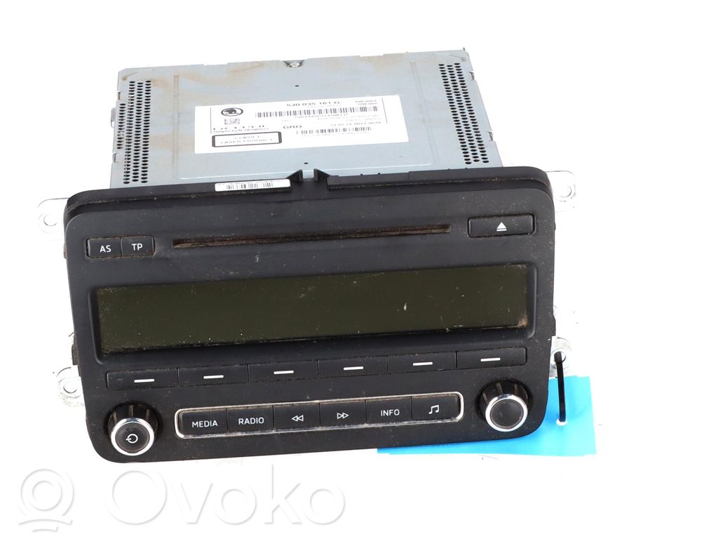 Skoda Fabia Mk2 (5J) Panel / Radioodtwarzacz CD/DVD/GPS 