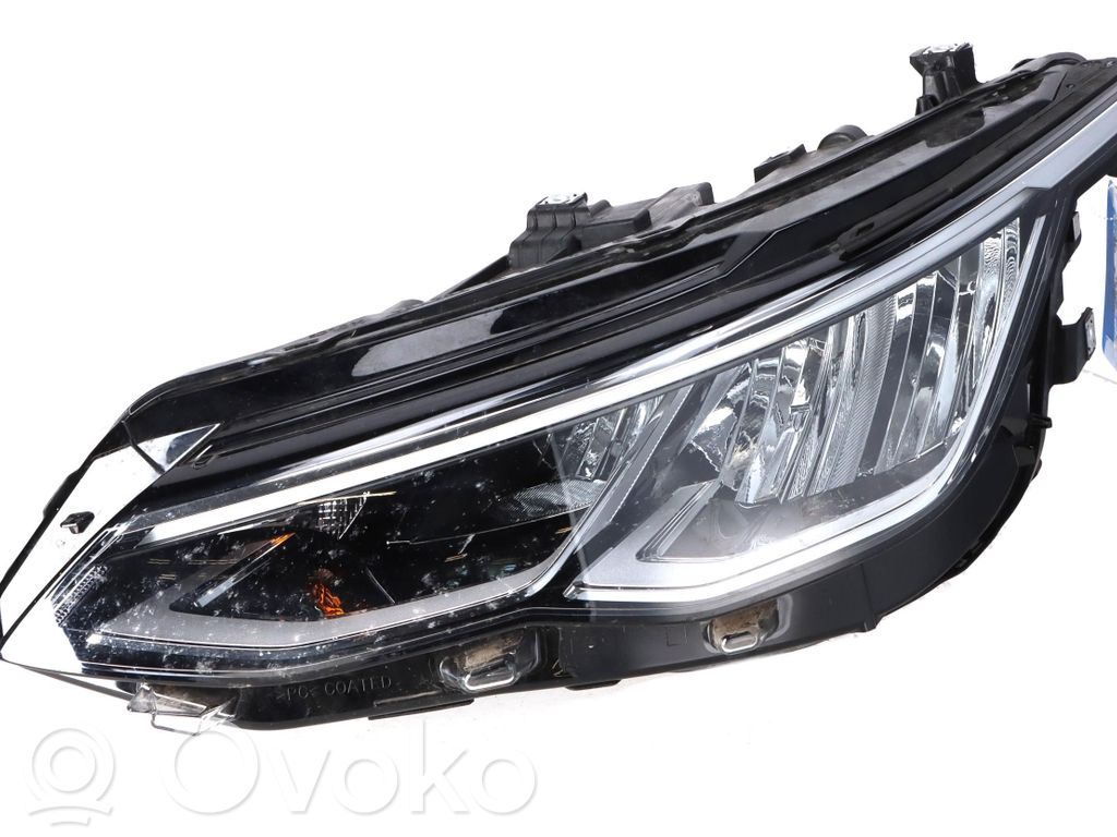 Volkswagen Golf VIII Phare frontale 