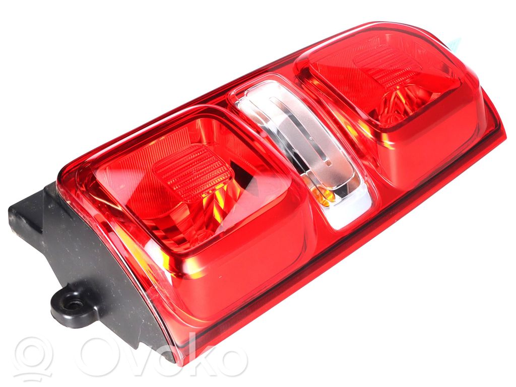 Opel Vivaro Lampă spate în caroserie 