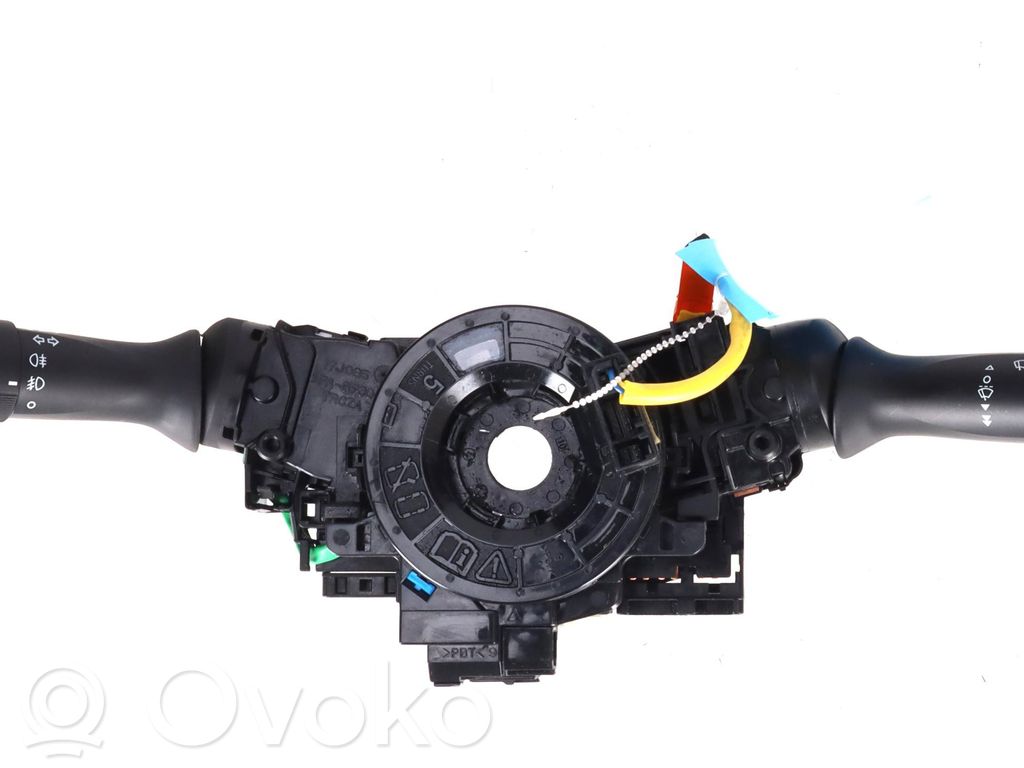 Toyota Aygo AB40 Leva/interruttore dell’indicatore di direzione e tergicristallo