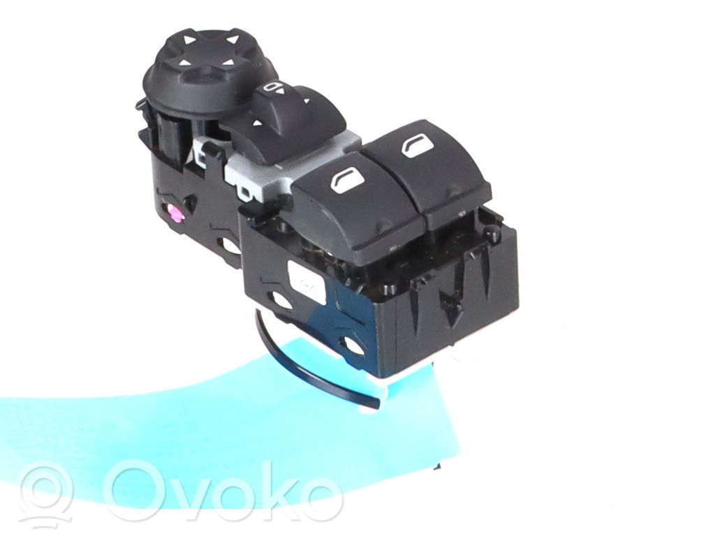 Opel Vivaro Electric window control switch 