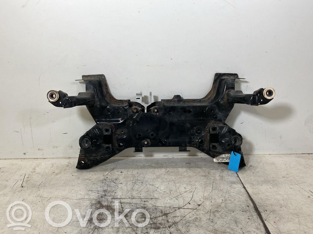 Ford Focus Rama pomocnicza przednia 