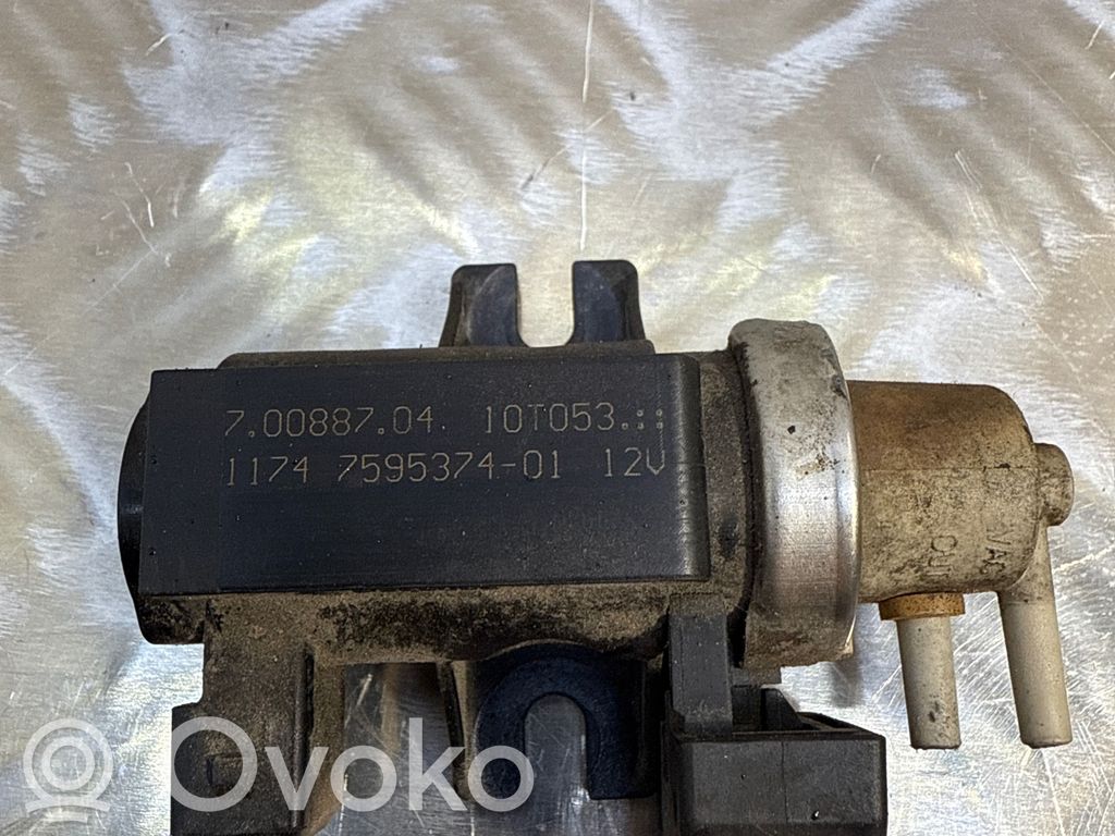BMW 5 E60 E61 Zawór podciśnieniowy 