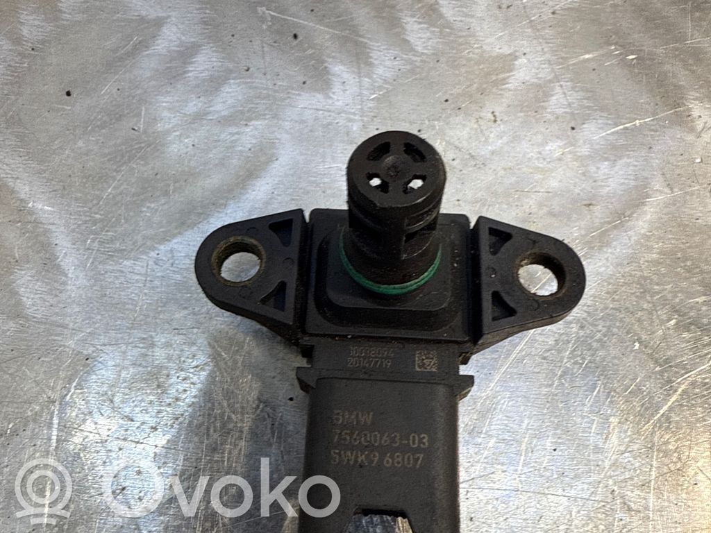 BMW 5 E60 E61 Air pressure sensor 