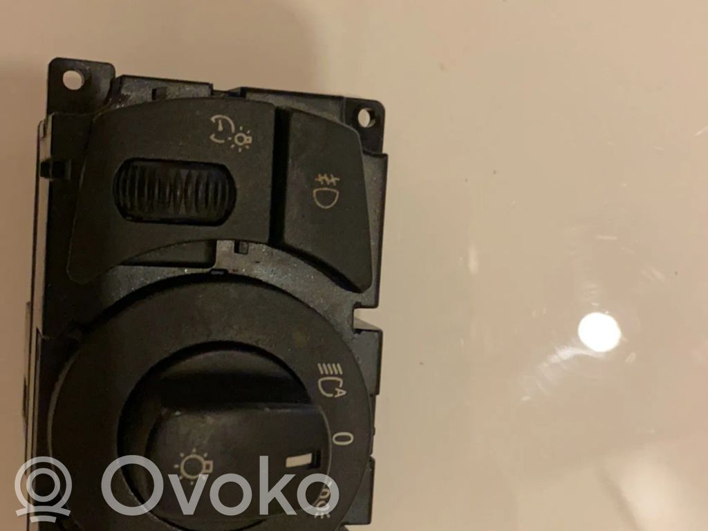 Interruptor de luz   6925295