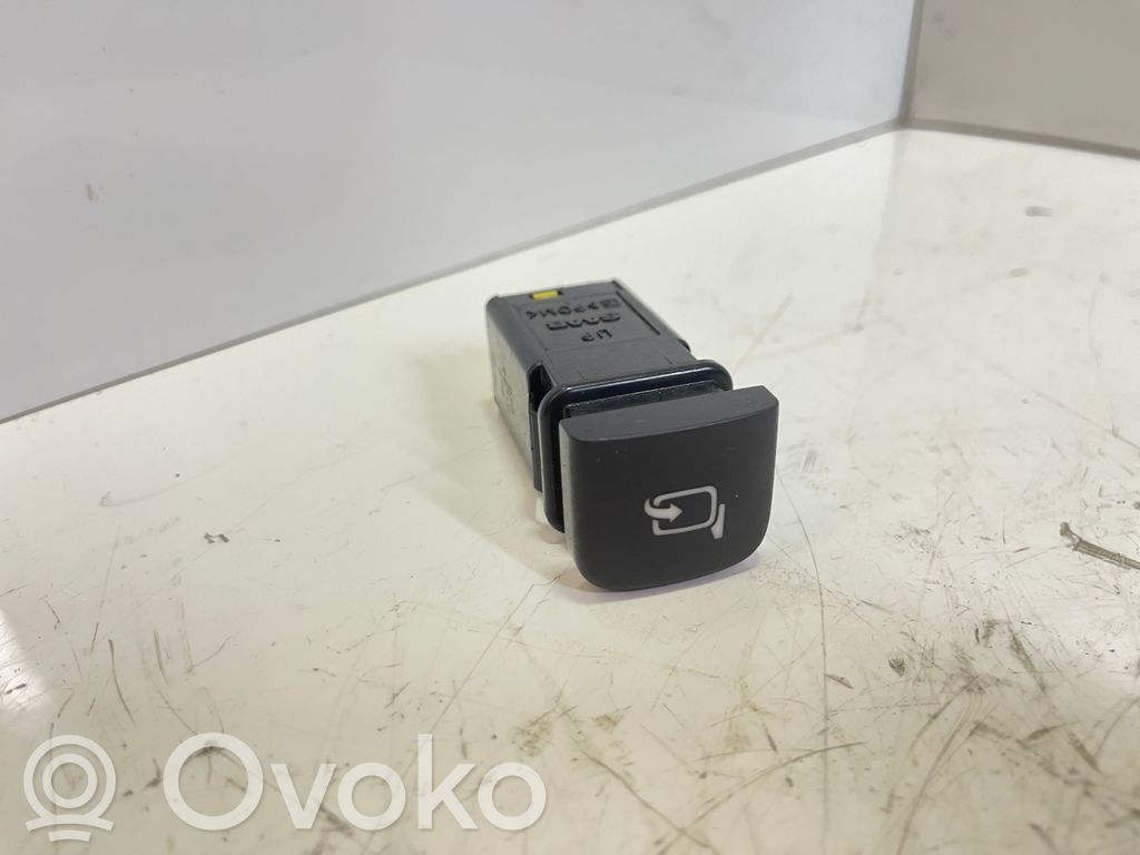 Wing mirror switch   5354493