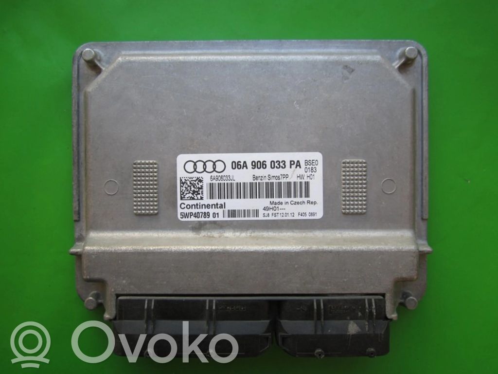 Engine control unit/module ECU   06A906033PA,5WP40789