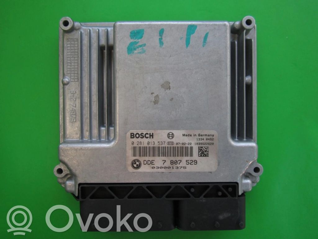 Motorsteuergerät ECU   DDE7807529,0281013537