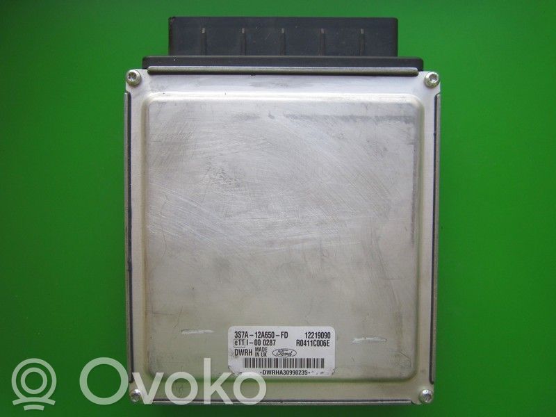 Engine control unit/module ECU   3S7A12A650FD,R0411C006E