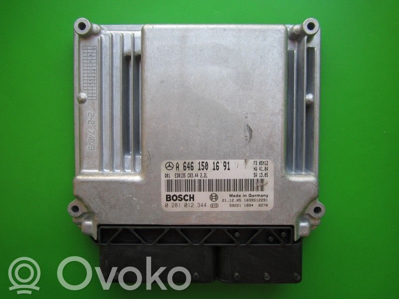 Mercedes-Benz C W203 Unitate control motor/modul ECU 