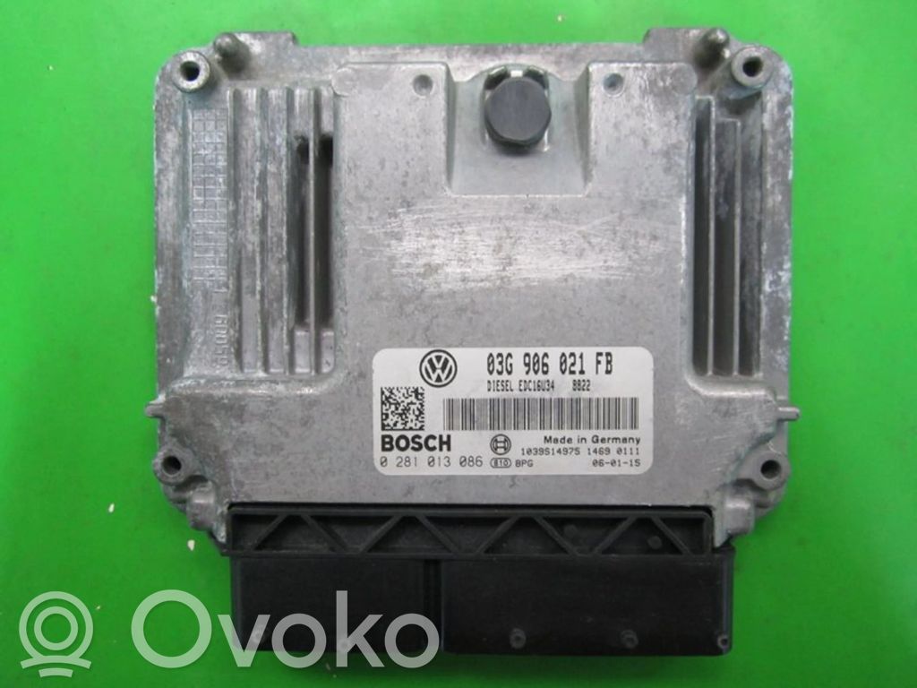 Volkswagen PASSAT B6 Engine control unit/module ECU 