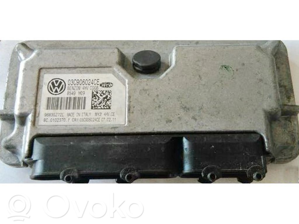 Komputer / Sterownik ECU silnika   03C906024CE,BC0102370F